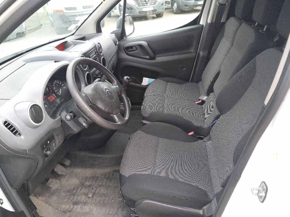Berlingo HT 7800 EUROS 1.6HDI00 3PLACES 2017 occasion 32810 ROQUELAURE