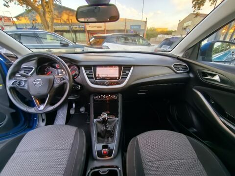 Grandland x 1.2 Turbo 130 ch Edition 2019 occasion 30000 N&icirc;mes