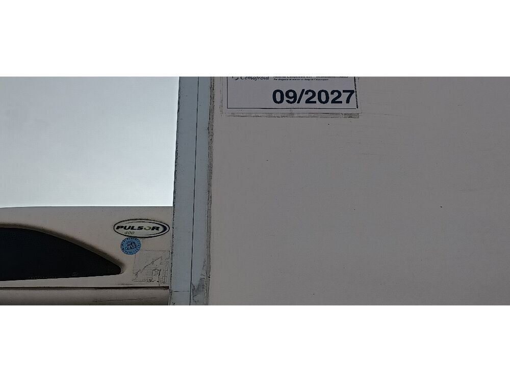 Daily HT 19900 EUROS 35C13 FRIGO BI-TEMPERATURE 2015 occasion 32810 ROQUELAURE