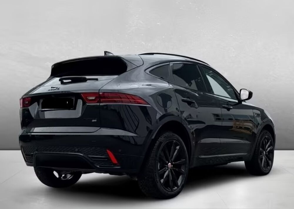 E-PACE E-Pace P300e ch PHEV AWD BVA R-Dynamic SE 2022 occasion 85600 Montaigu