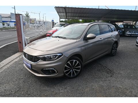Fiat Tipo 1.6 MultiJet 120 ch DCT Lounge 2017 occasion Cournon-d'Auvergne 63800
