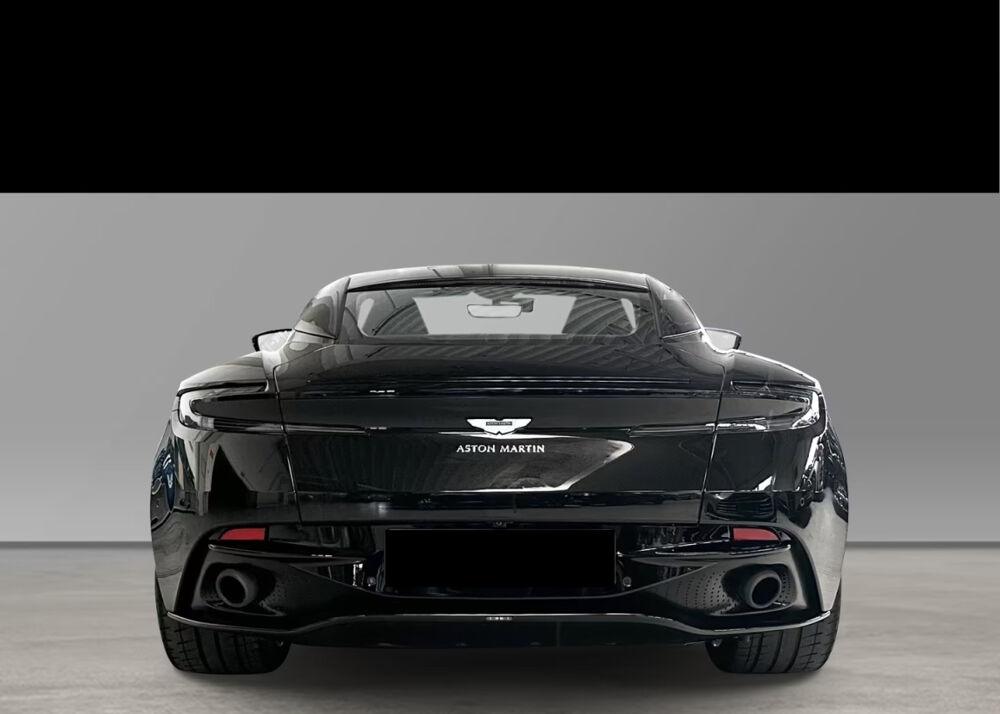 DB11 Coup&eacute; 5.2 Biturbo V12 Black Carbon 2017 occasion 85600 Montaigu