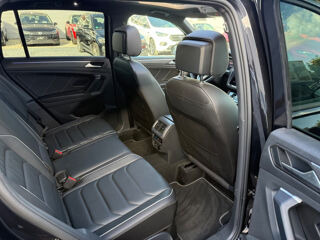 Tiguan 1.4 eHybrid 245ch DSG6 R-Line Exclusive 2023 occasion 85600 Montaigu