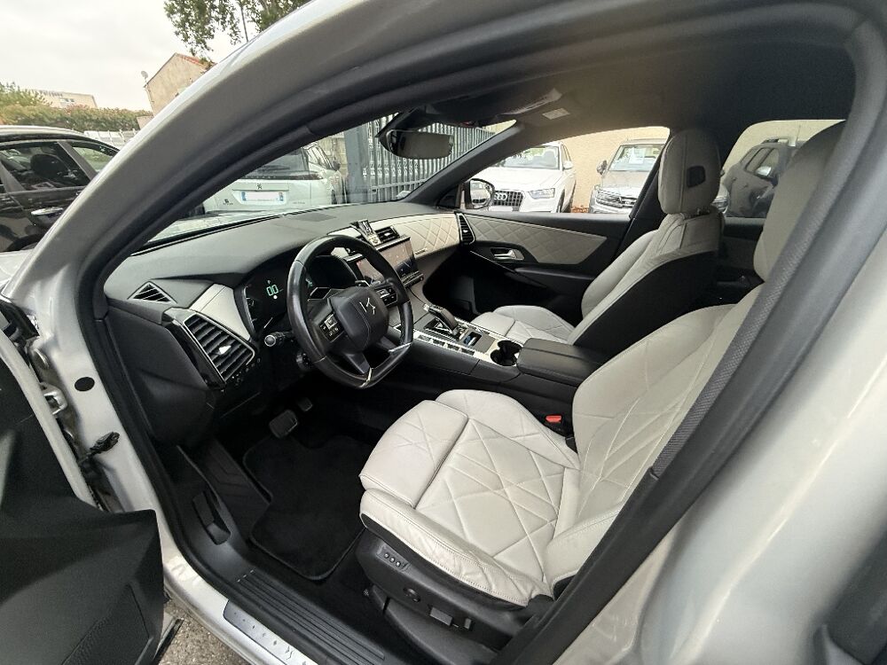 DS7 Hybride E-Tense 300 EAT8 4x4 Rivoli 2021 occasion 30000 N&icirc;mes