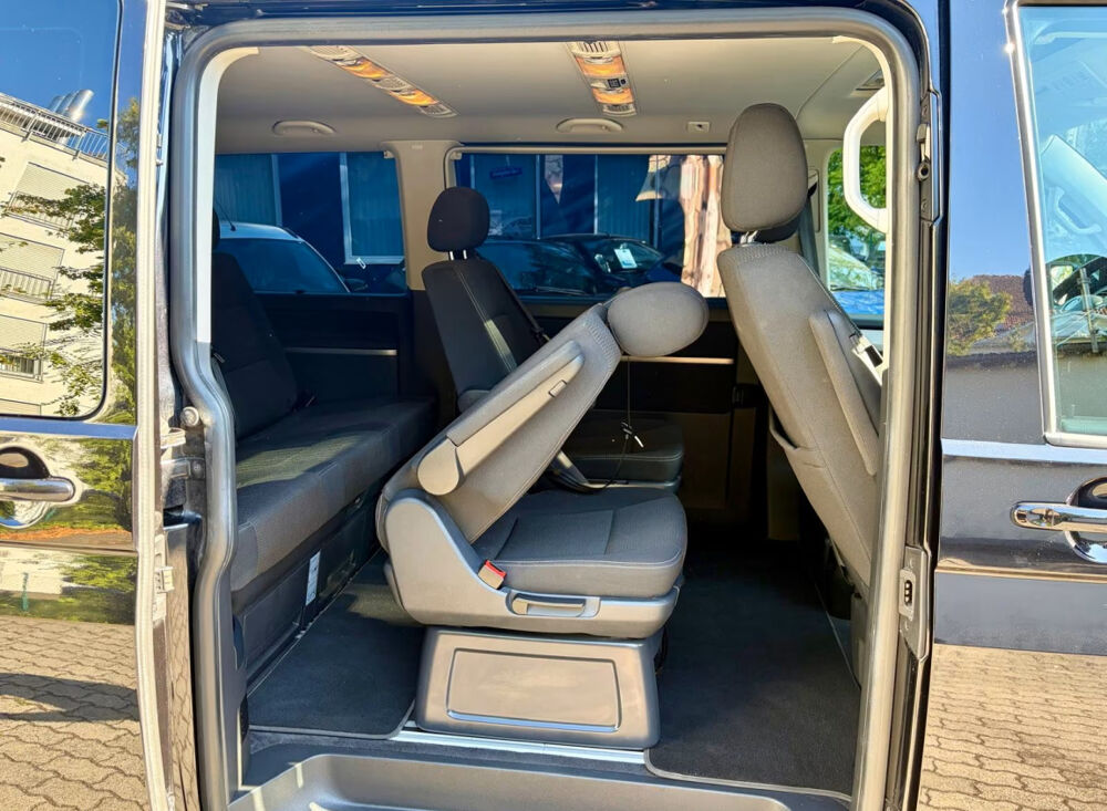 MULTIVAN Multivan 2.0 TDI 150 DSG7 2017 occasion 85600 Montaigu