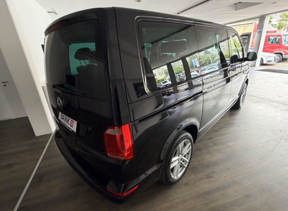 MULTIVAN Multivan 2.0 TDI 150 DSG7 Comfortline 2016 occasion 85600 Montaigu