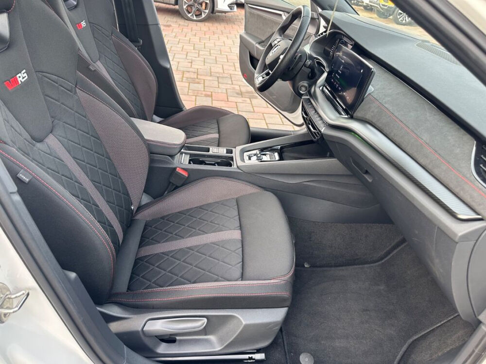 Octavia Combi 2.0 TDI 200 ch DSG7 RS 2022 occasion 85600 Montaigu