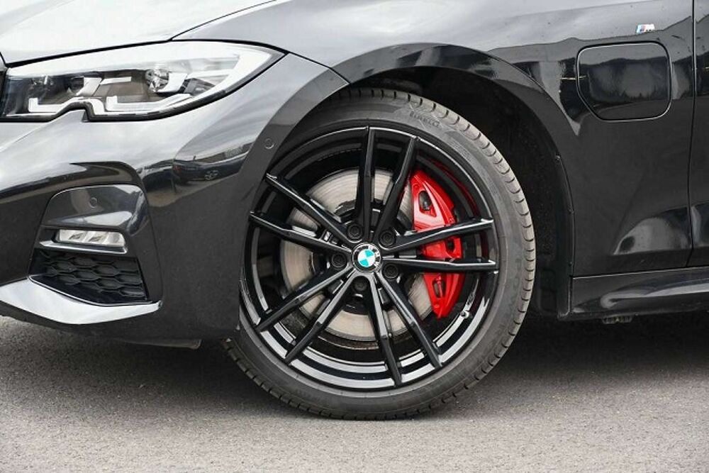 S&eacute;rie 3 330e 292ch Pack M Sport TOITPANO/ATTACHREM/HARMANKARDON/CAM/ 2020 occasion 59280 Armenti&egrave;res
