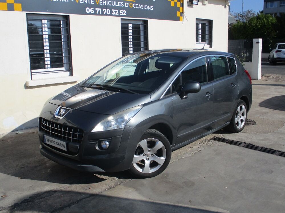 3008 1.6 HDi 16V 110ch FAP Confort Pack 2010 occasion 92140 Clamart