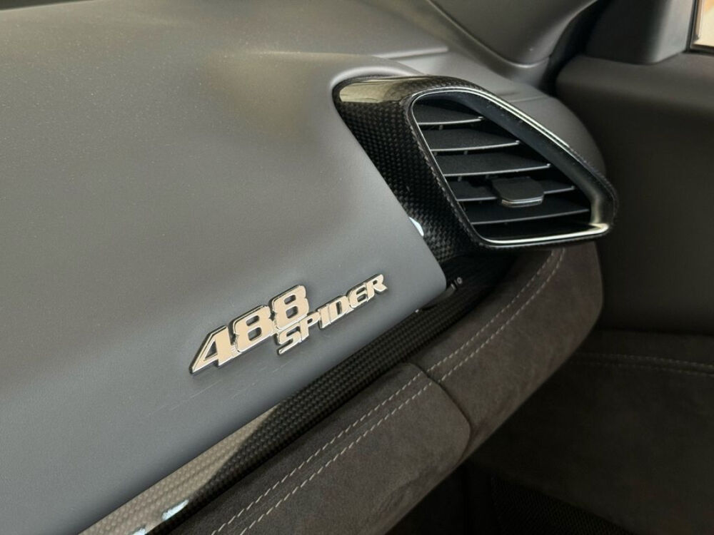 488 4.0 V8 670ch Spider 2017 occasion 85600 Montaigu