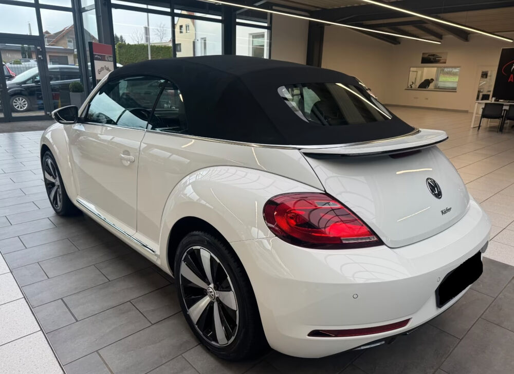 COCCINELLE II Coccinelle Cabriolet 1.2 TSI 105 Exclusive Design 2018 occasion 85600 Montaigu