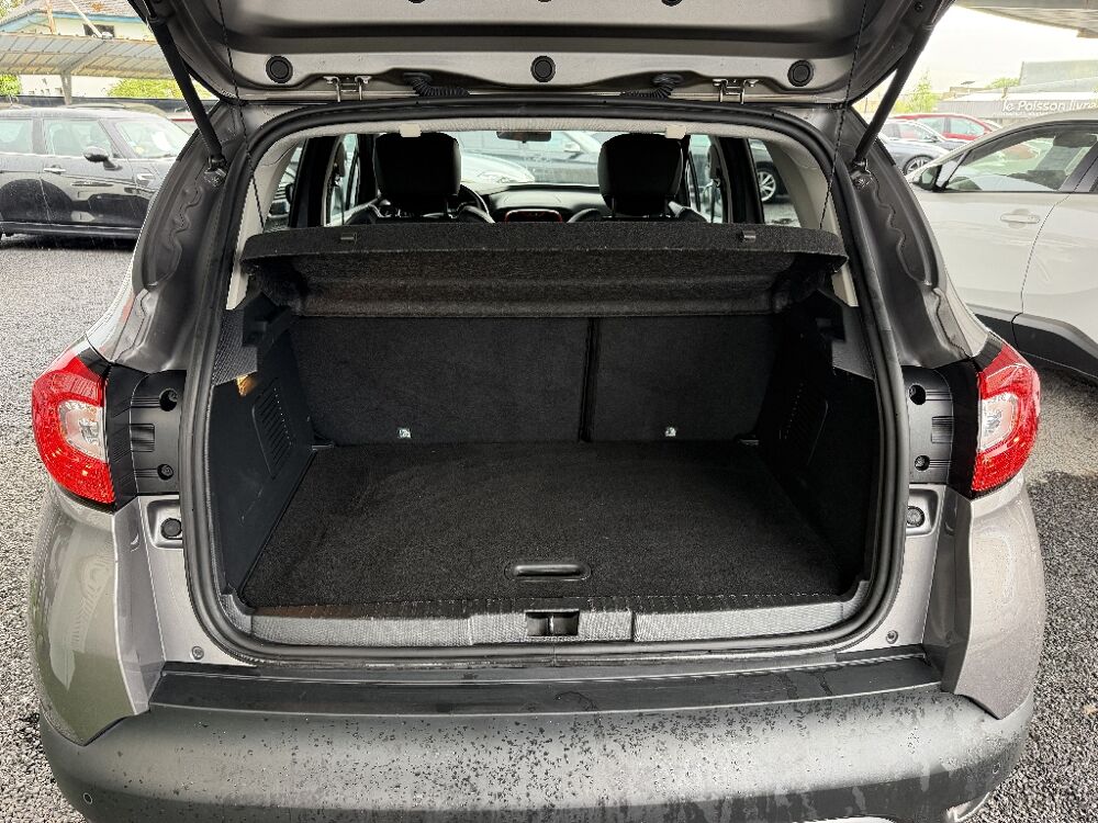 Captur dCi 90 Energy S et S eco&sup2; SL Helly Hansen 2014 occasion 63800 Cournon-d'Auvergne
