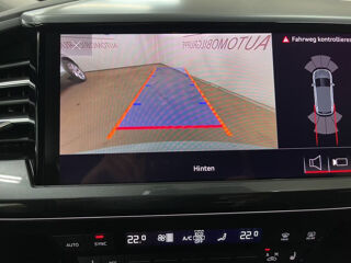 Q4 e-tron 45 quattro 265 ch 82 kW S line 2022 occasion 85600 Montaigu