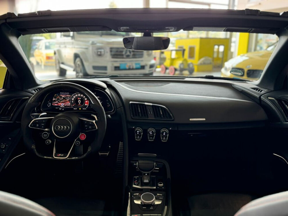 R8 Spyder V10 5.2 FSI 540 S tronic 7 Quattro 2016 occasion 85600 Montaigu