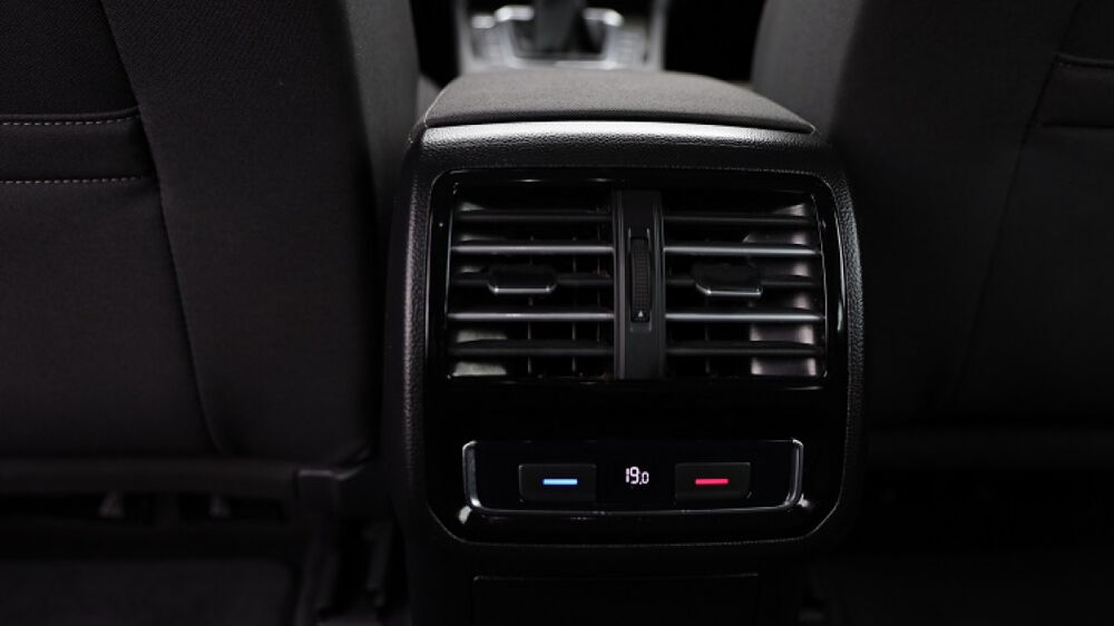 Passat 1.4 TSI 150ch SIEGCHAUF/REGVIT/PARKSENSOR/GPS/GAR12MOIS 2017 occasion 59280 Armenti&egrave;res