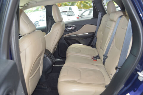Cherokee 2.2L Multijet S et S 200 Active Drive II BVA Limite 2016 occasion 97122 Baie-Mahault