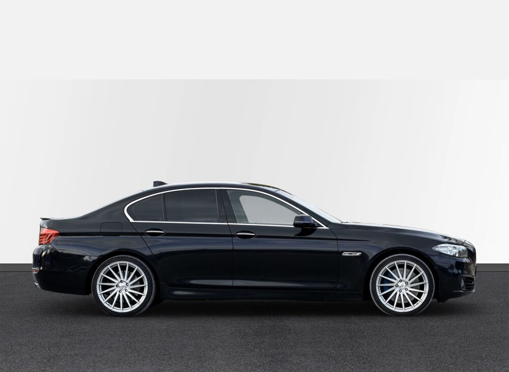 S&eacute;rie 5 550i xDrive 449 chevaux 2015 occasion 85600 Montaigu