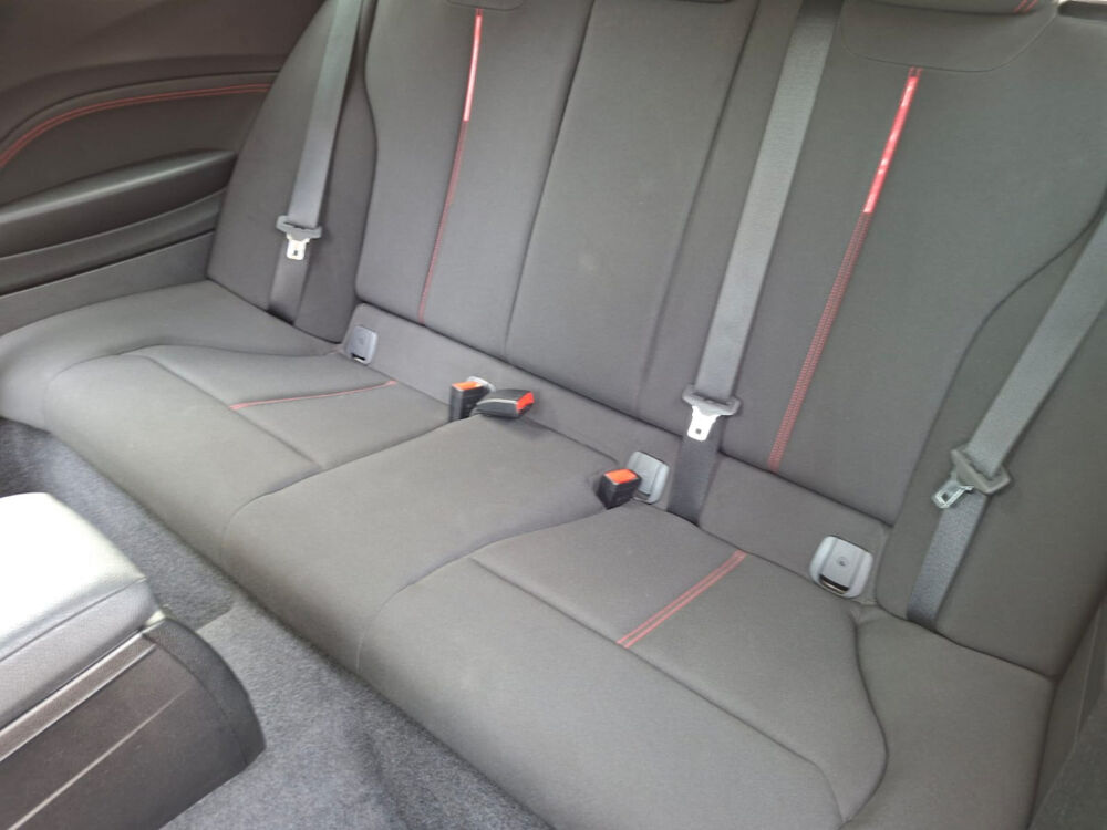 S&eacute;rie 1 116i 136 ch SPORTLINE/SIEGESCHAUF/BLTH/CLIMAUTO/JA18/GAR6M 2014 occasion 59280 Armenti&egrave;res
