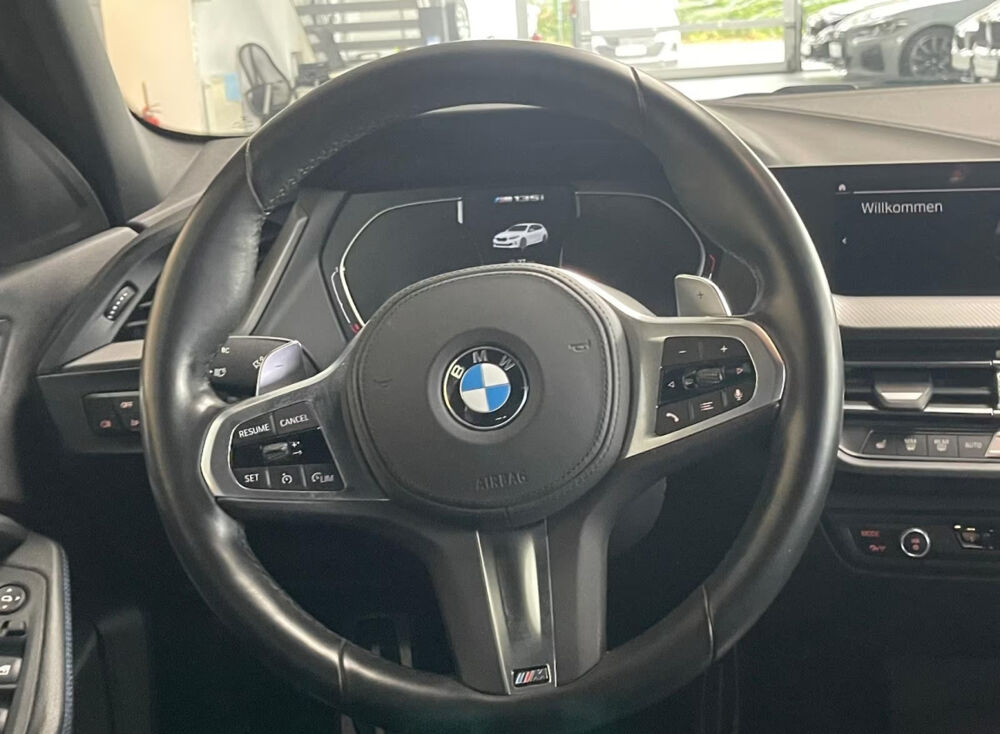S&eacute;rie 1 M135i xDrive 306 ch BVA8 2020 occasion 85600 Montaigu