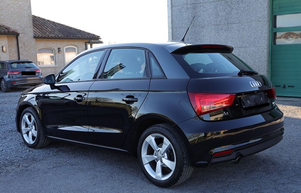 A1 1.0 TFSI 95ch SEMICUIRCHAUF/PARKSENSOR/GPS/JA/GAR12MOIS 2017 occasion 59280 Armenti&egrave;res