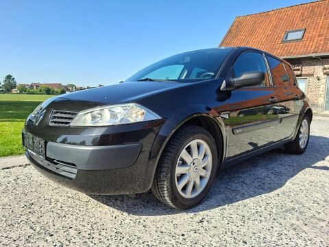Renault megane ii (1.4 16V 80ch DEUXIEMEMAIN/DISTRIBNEUVE/