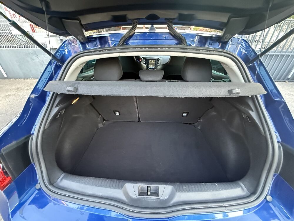 Megane IV M&eacute;gane IV Berline TCe 130 Energy EDC GT LINE 2017 occasion 30000 N&icirc;mes