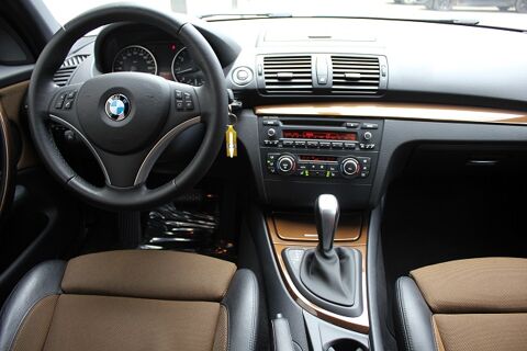 S&eacute;rie 1 118i 2.0 143ch Auto. SIEGCHAUF/REGVIT/BLTH/PARKSENSOR/JA/GAR 2011 occasion 59280 Armenti&egrave;res