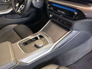 S&eacute;rie 3 318i A 156ch Pack M Sport Facelift TOITPANO/CAM/CARPLAY/CUIR 2025 occasion 59280 Armenti&egrave;res