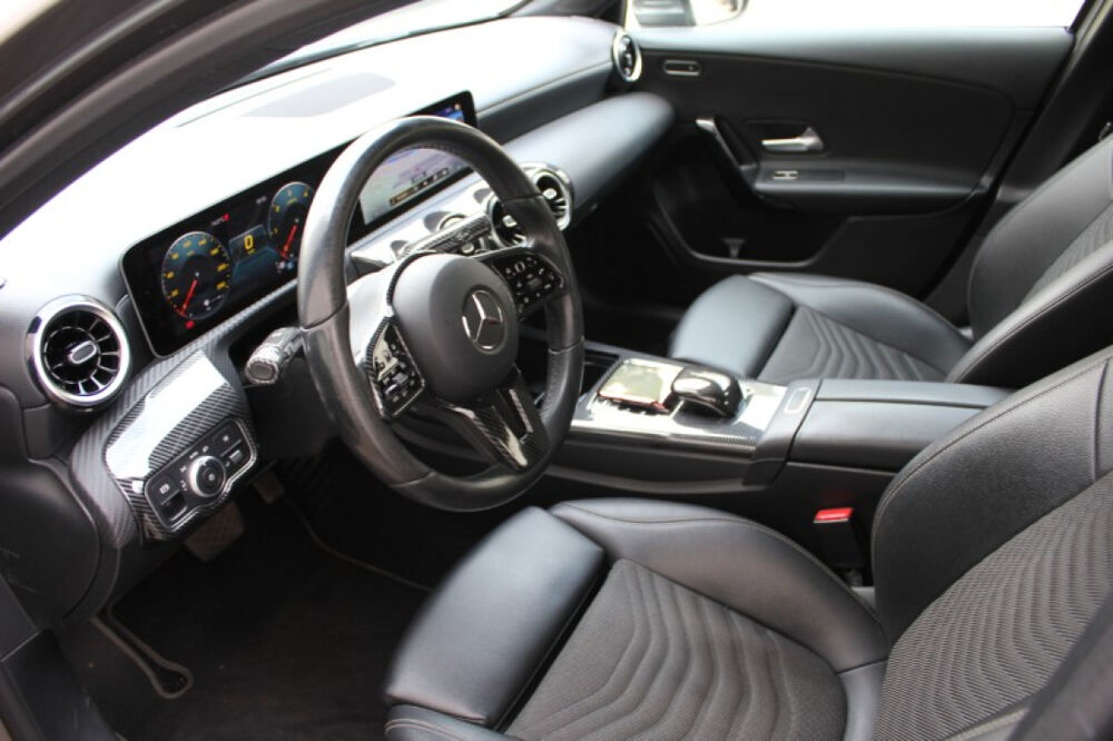 Classe A 180 d Auto. SEMICUIRCHAUF/CAM/ATTACHREM/PARKSENSOR/GAR12MOIS 2019 occasion 59280 Armenti&egrave;res