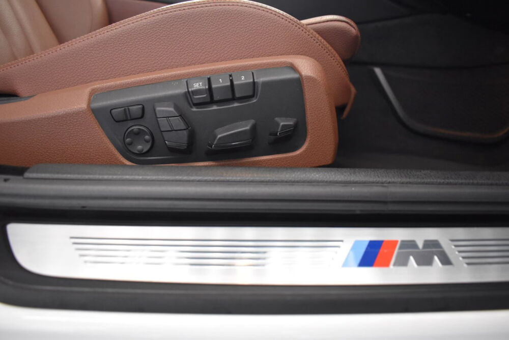 S&eacute;rie 6 650i Gran Coup&eacute; 450ch xDrive M Sport A 2014 occasion 85600 Montaigu