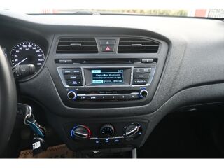 i20 1.1 CRDi 75 Intuitive 2015 occasion 63800 Cournon-d'Auvergne