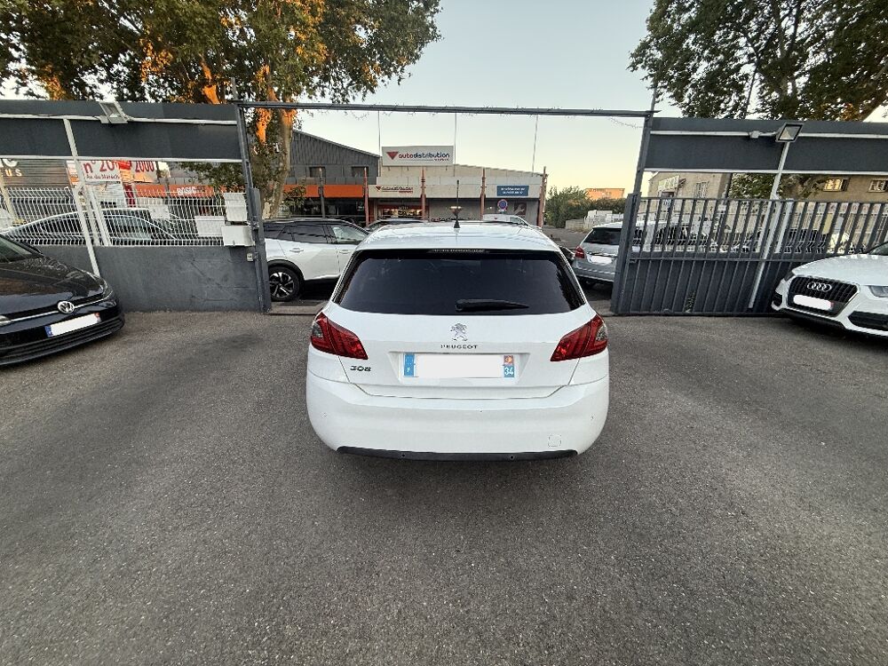 308 PureTech 110ch Style 2019 occasion 30000 N&icirc;mes