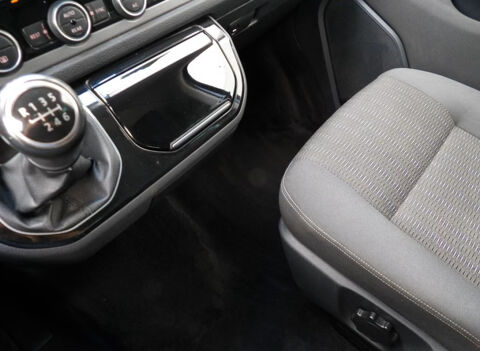 MULTIVAN Multivan 2.0 TDI 150 Comfortline 2015 occasion 85600 Montaigu