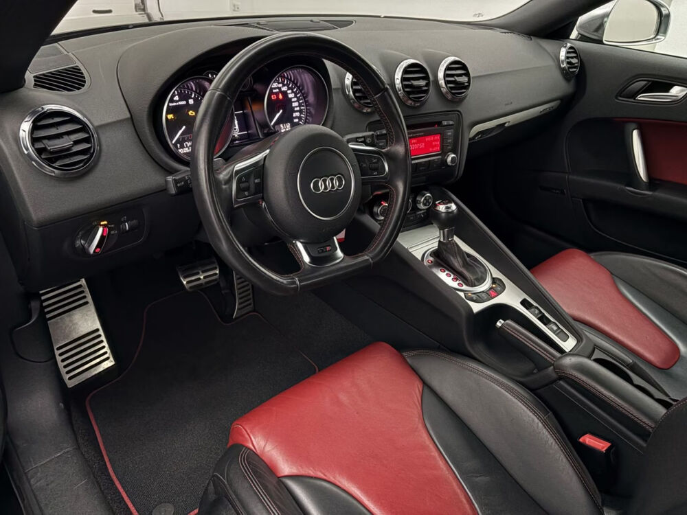 TT Roadster 2.0 TFSI 211 Quattro S tronic 6 2014 occasion 85600 Montaigu