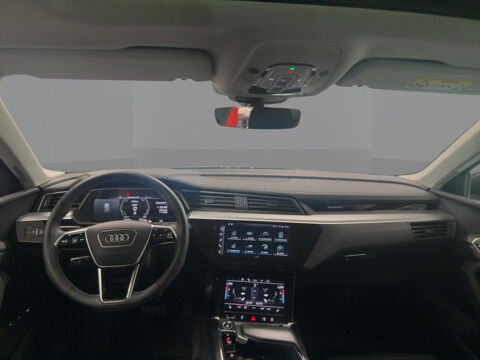 Q8 e-tron 55 408 ch 114 kWh Quattro Avus 2023 occasion 85600 Montaigu