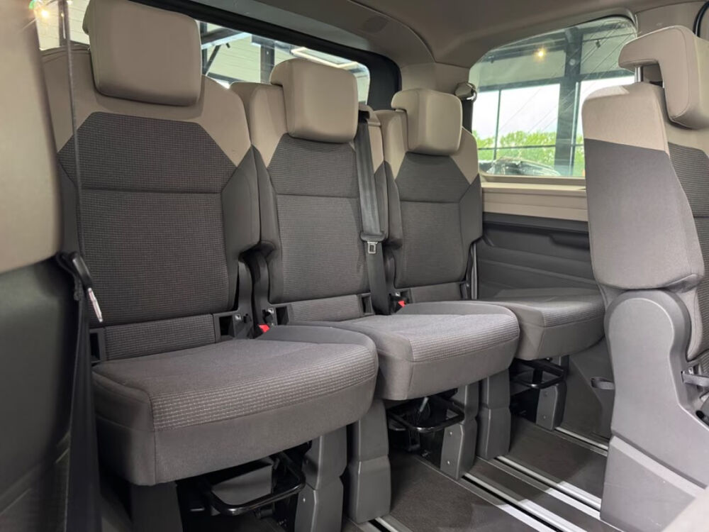MULTIVAN Multivan Court 1.4 eHybrid 218 DSG6 Life 2022 occasion 85600 Montaigu