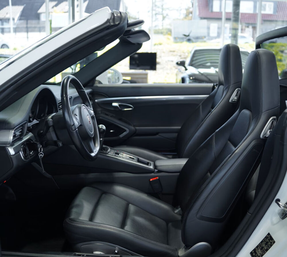 911 Carrera 3.2 911 Carrera S Cabriolet 3.8i 400 2013 occasion 85600 Montaigu