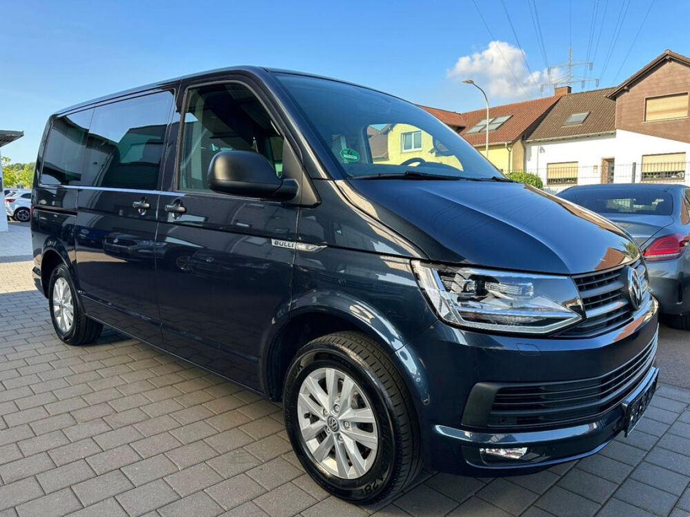 MULTIVAN Multivan 2.0 TDI 150 Bulli 2017 occasion 85170 Le Poiré-sur-Vie