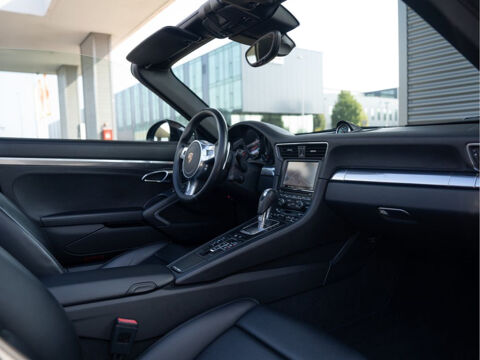 911 Carrera 3.2 911 Carrera Cabriolet 3.4i 350 PDK 2014 occasion 85600 Montaigu