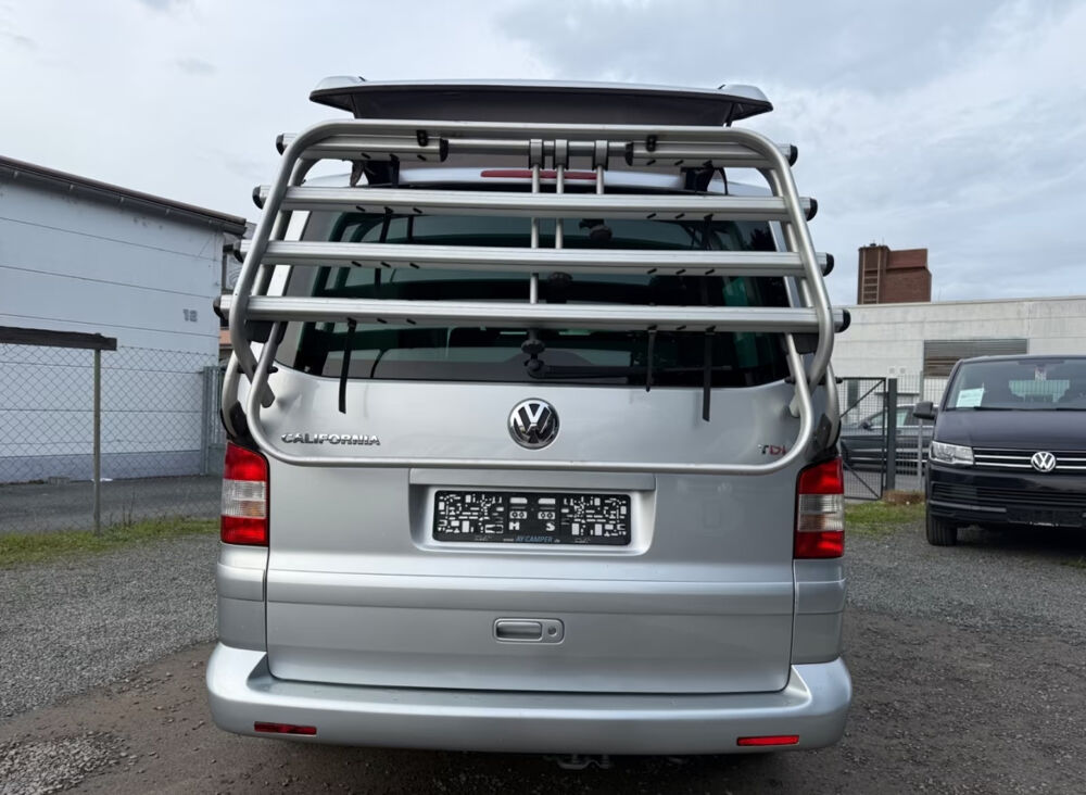 MULTIVAN California TDI 174 Confortline 2007 occasion 85600 Montaigu