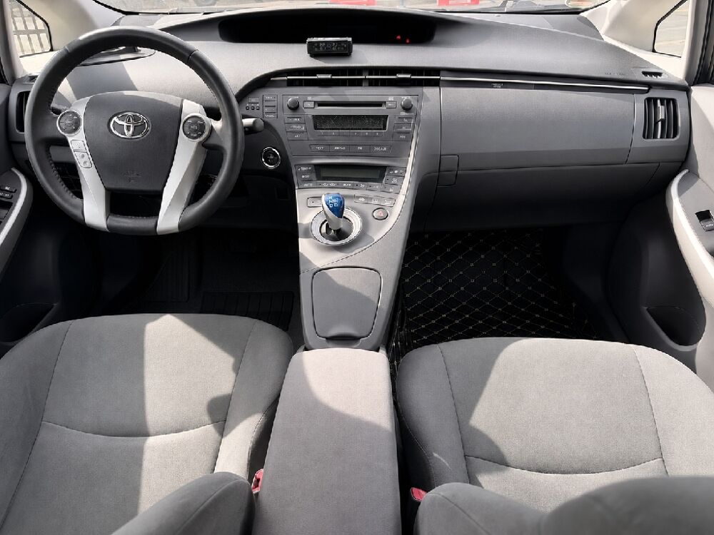 Prius 1.8 136CH LOUNGE 2009 occasion 95200 Sarcelles