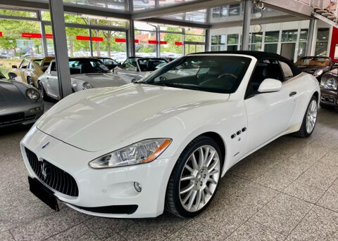 Grancabrio GranCabrio 4.7 V8 A 2010 occasion 85600 Montaigu