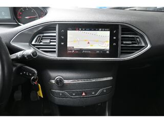 308 SW BlueHDi 130ch Active Business 2019 occasion 63800 Cournon-d'Auvergne
