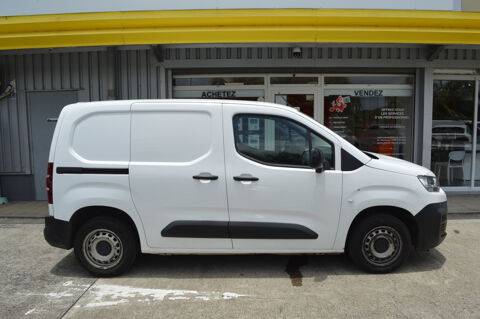 Berlingo BERLINGO VAN BLUEHDI 100 S et S BVM6 2022 occasion 97122 Baie-Mahault