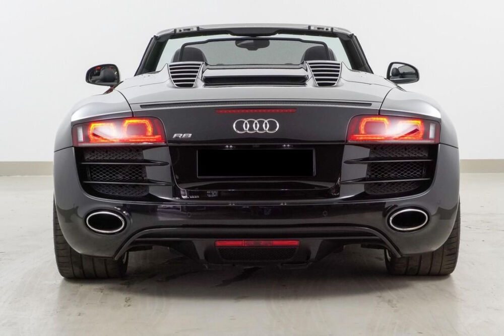 R8 Spyder V10 5.2 FSI 525 Quattro S tronic 7 2013 occasion 85600 Montaigu
