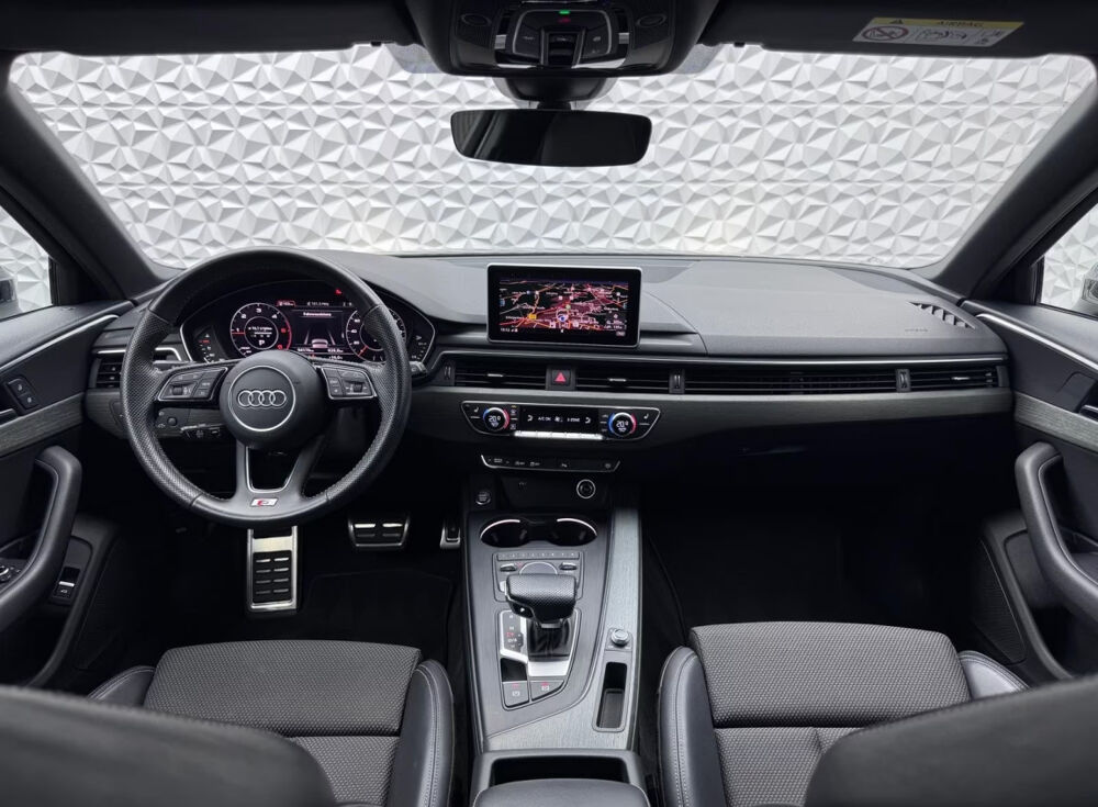 A4 Avant 40 TDI 190 S tronic 7 S line 2019 occasion 85600 Montaigu