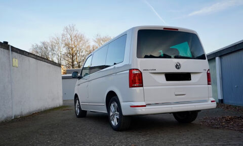 MULTIVAN Multivan 2.0 TDI 150 Generation Six 2016 occasion 85600 Montaigu