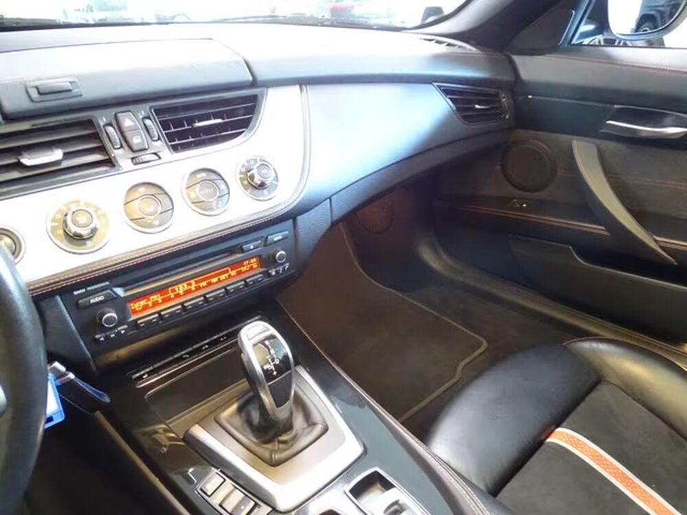 Z4 Roadster sDrive 20i 184ch Pure Design A 2013 occasion 85600 Montaigu