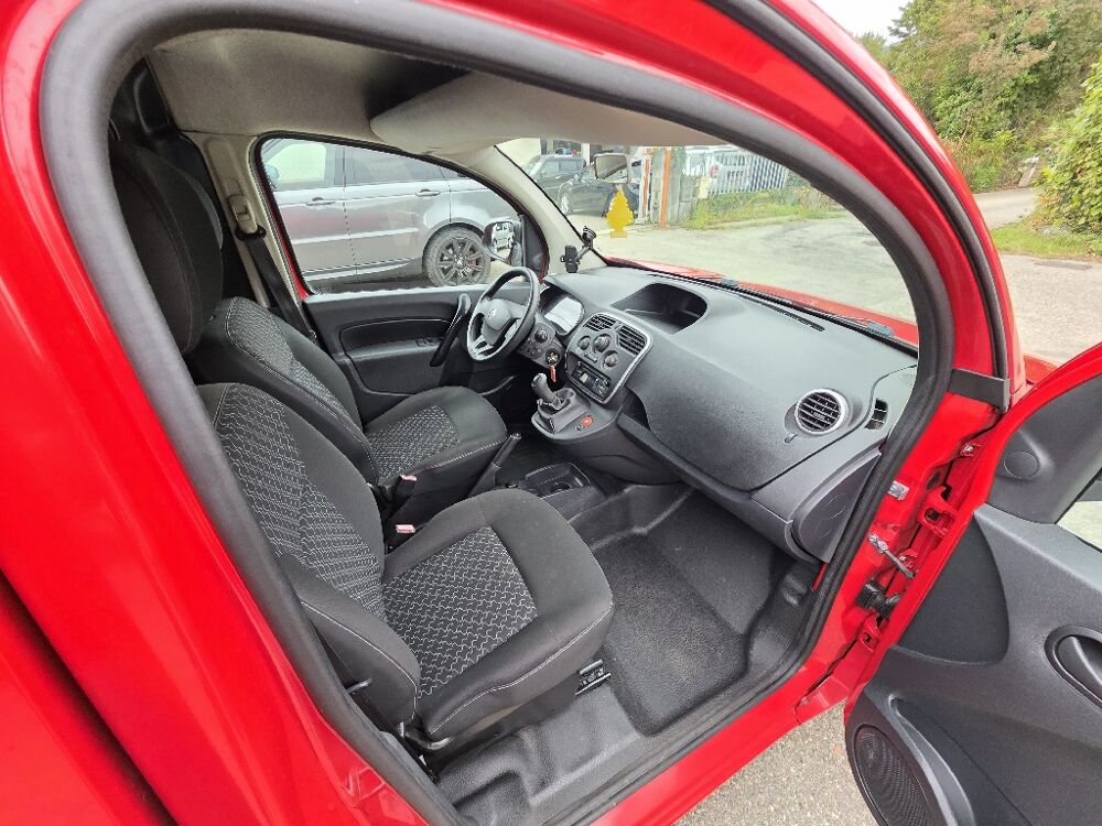 Kangoo Express 1.5 DCI 75 EXTRA 1&deg; main 2016 occasion 38190 BERNIN