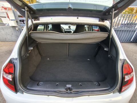 Twingo III 1.0 SCe 70 Life 2016 occasion 30000 N&icirc;mes